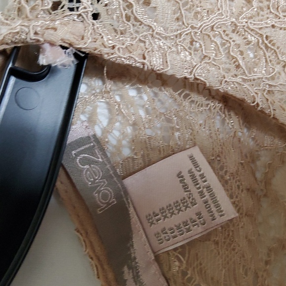 Love 21 Elegant Lace Tan TopSize US XS - Picture 2 of 6